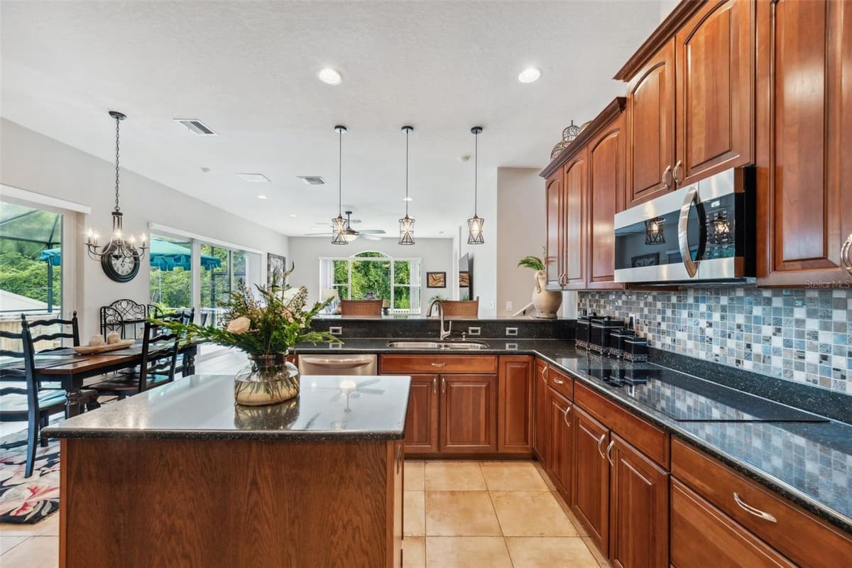 11519 BELLE HAVEN DRIVE — photo 19 of 68