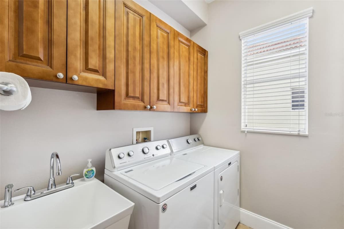 11519 BELLE HAVEN DRIVE — photo 35 of 68