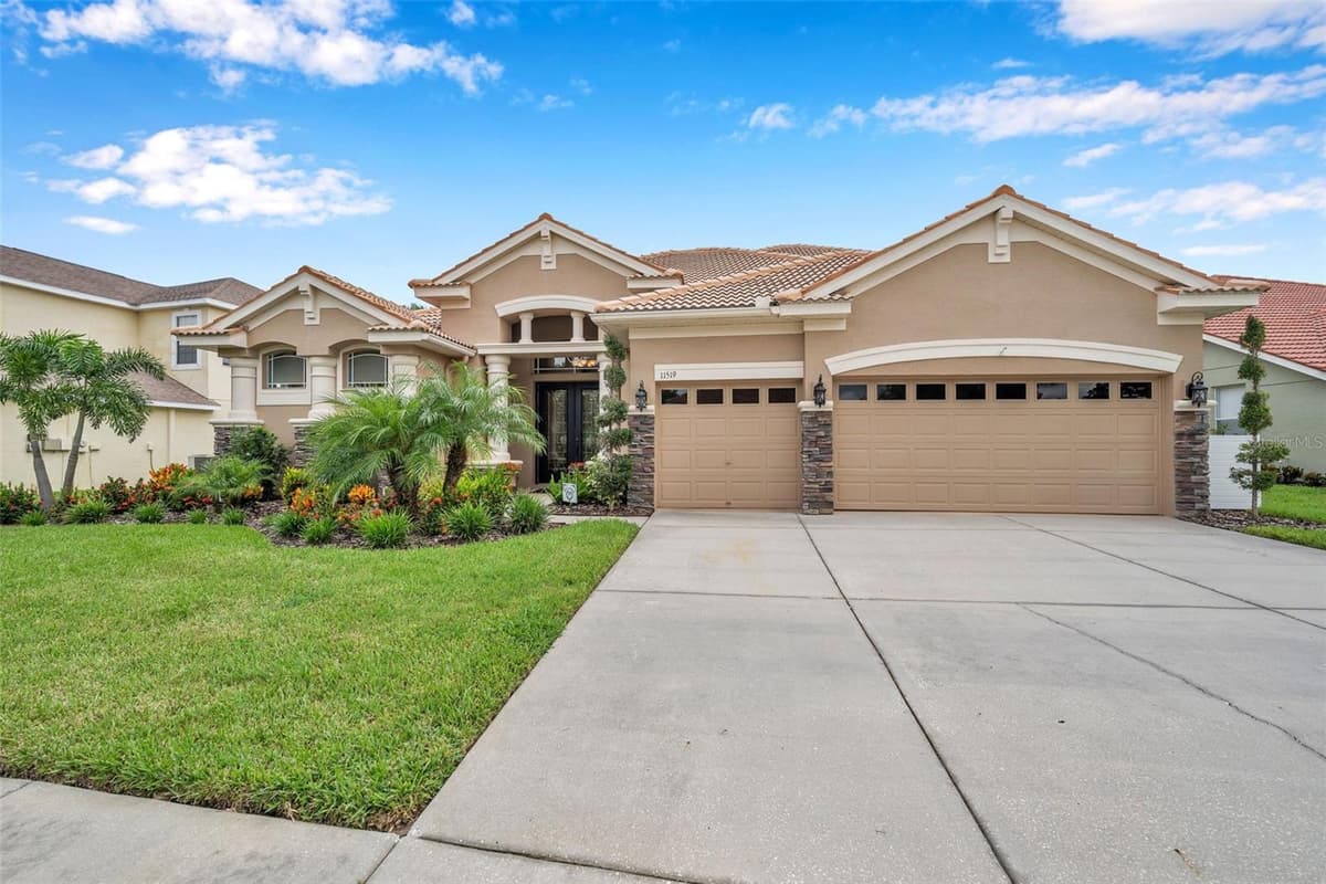 11519 BELLE HAVEN DRIVE — photo 4 of 68