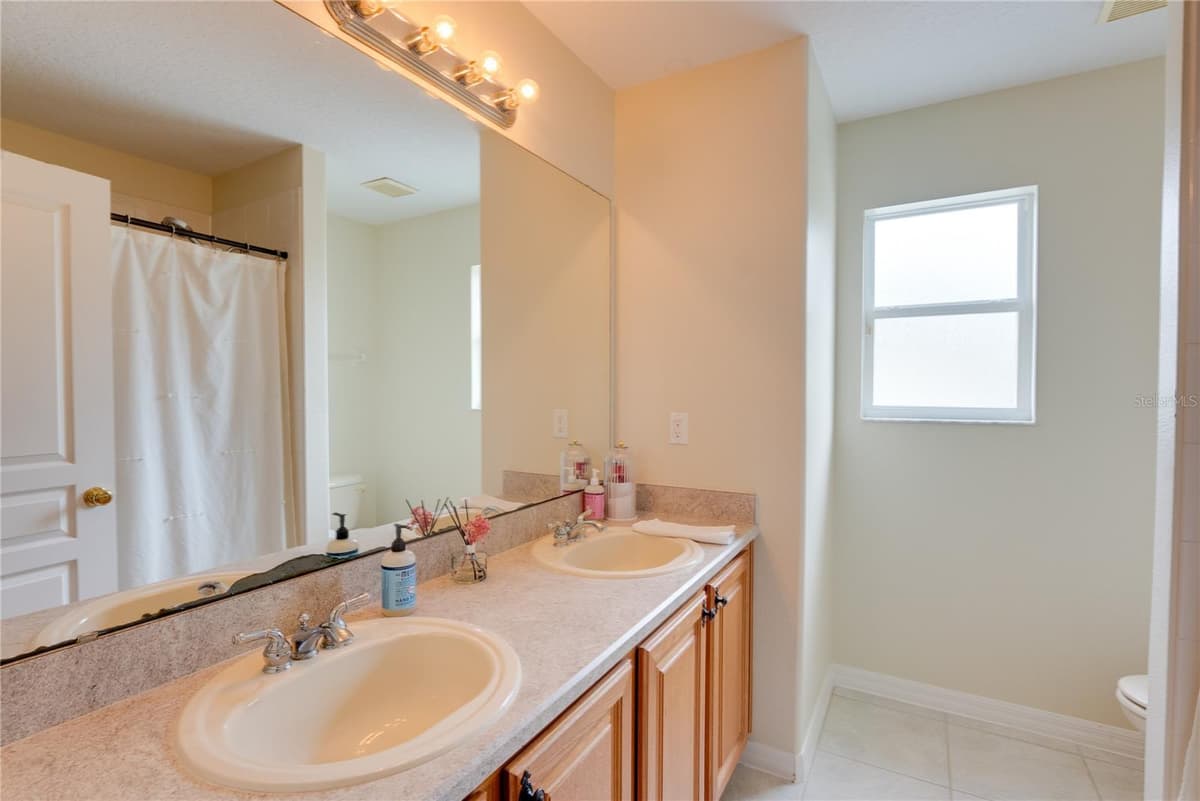 644 AUTUMN OAKS LOOP — photo 38 of 41
