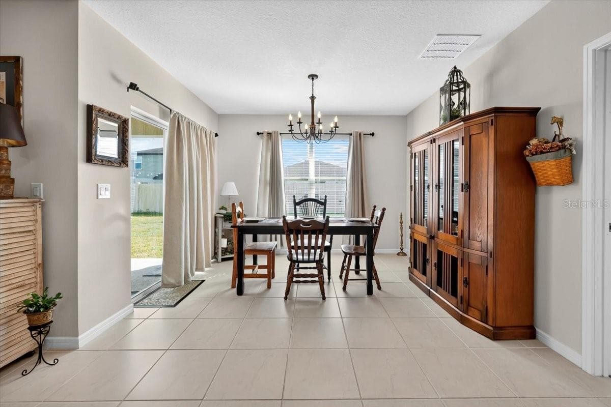 5461 KEATON SPRINGS DRIVE — photo 14 of 42