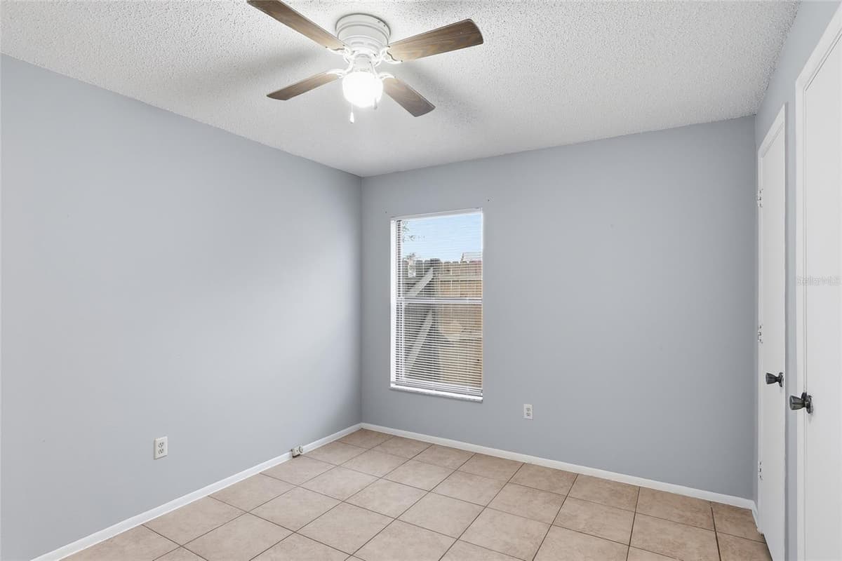 2939 DANFORTH DRIVE — photo 15 of 25