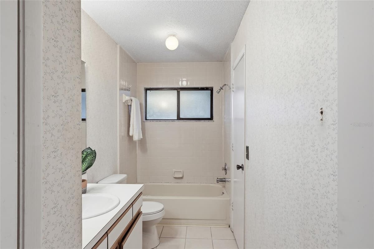 2939 DANFORTH DRIVE — photo 17 of 25