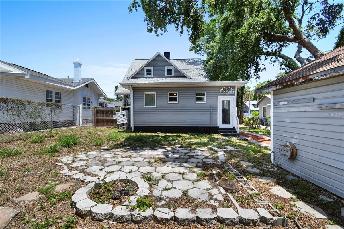 766 13TH AVE S AVENUE — photo 10 of 62