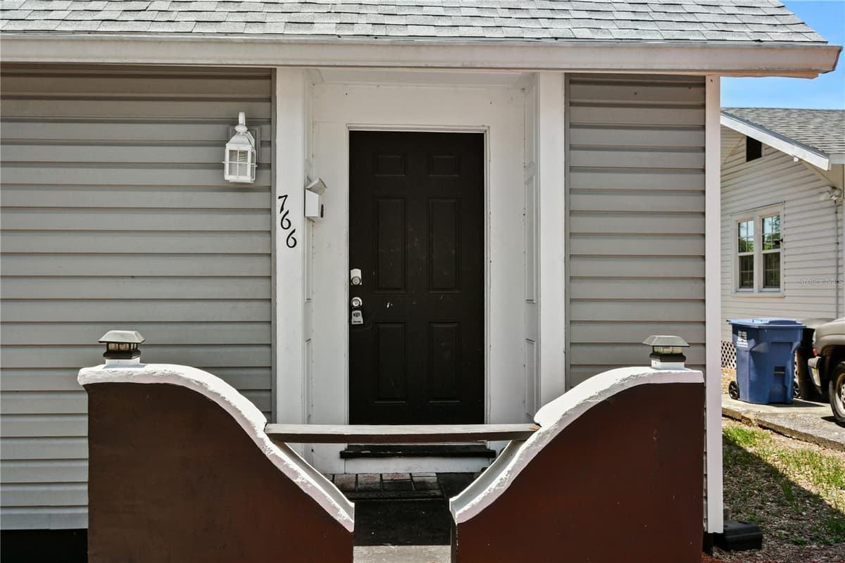 766 13TH AVE S AVENUE — photo 4 of 62