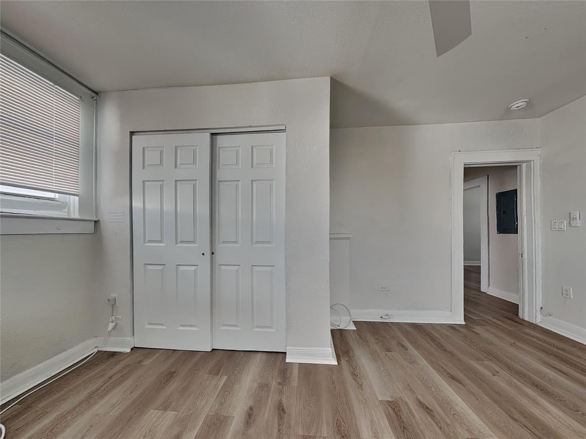 2904 CHESTNUT STREET — photo 19 of 25