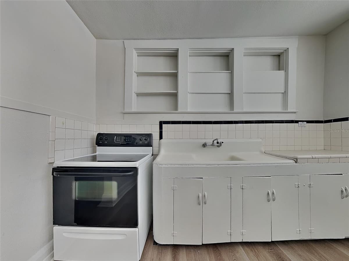 2904 CHESTNUT STREET — photo 22 of 25