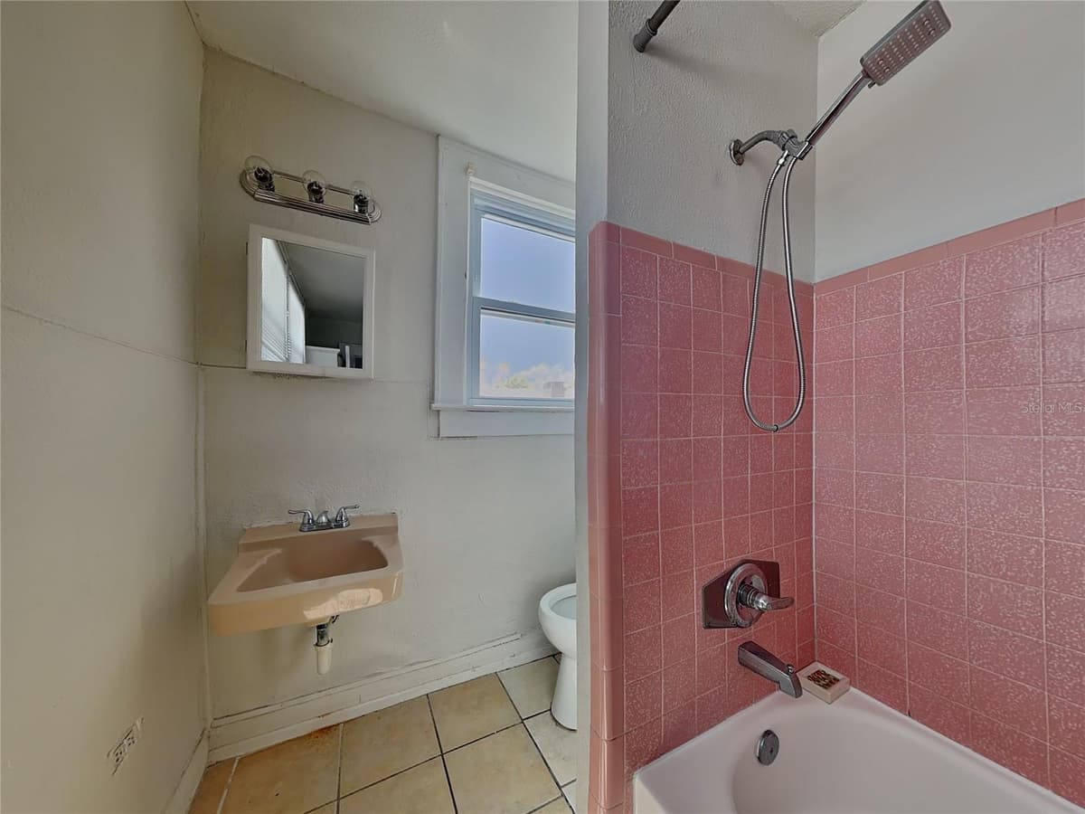 2904 CHESTNUT STREET — photo 23 of 25