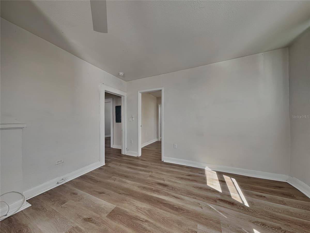2904 CHESTNUT STREET — photo 18 of 25