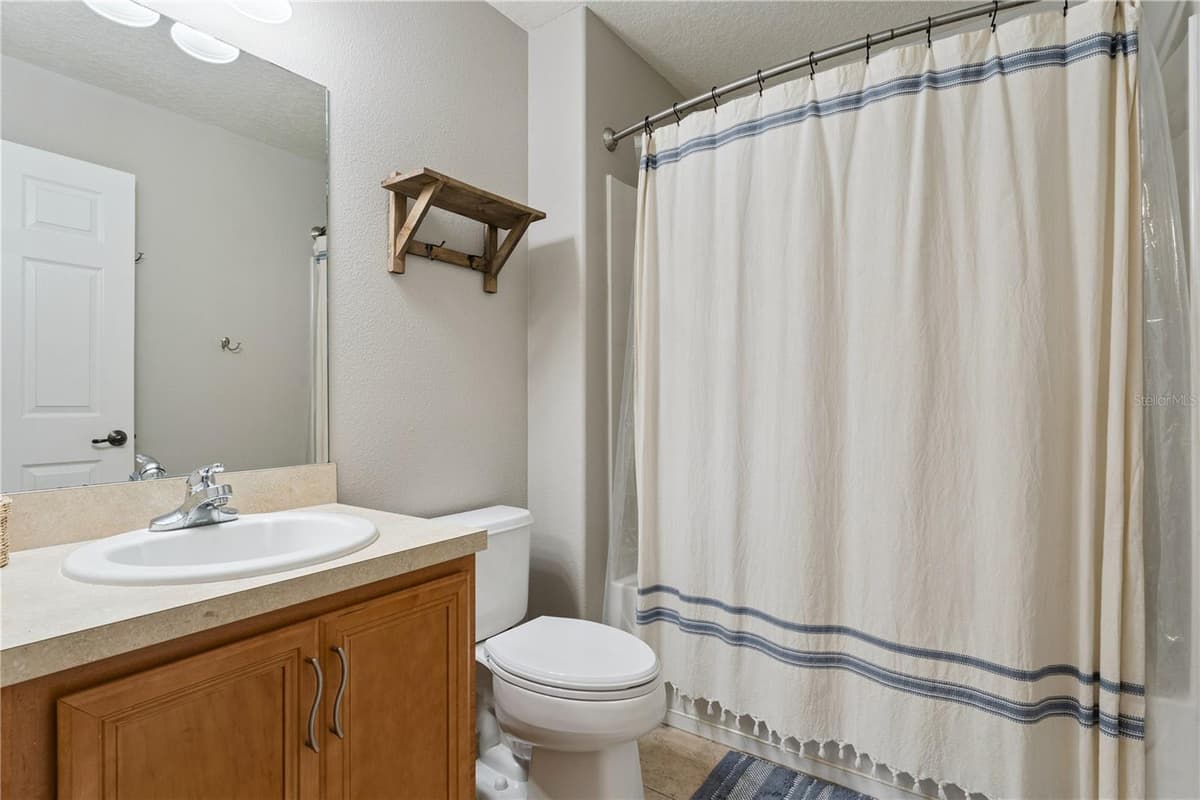 13736 PHOENIX DRIVE — photo 20 of 36