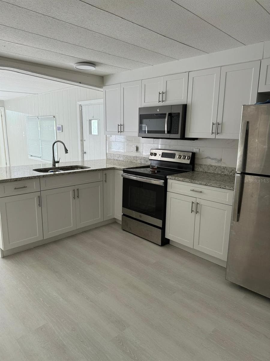 6300 LINDEN DRIVE — photo 14 of 18