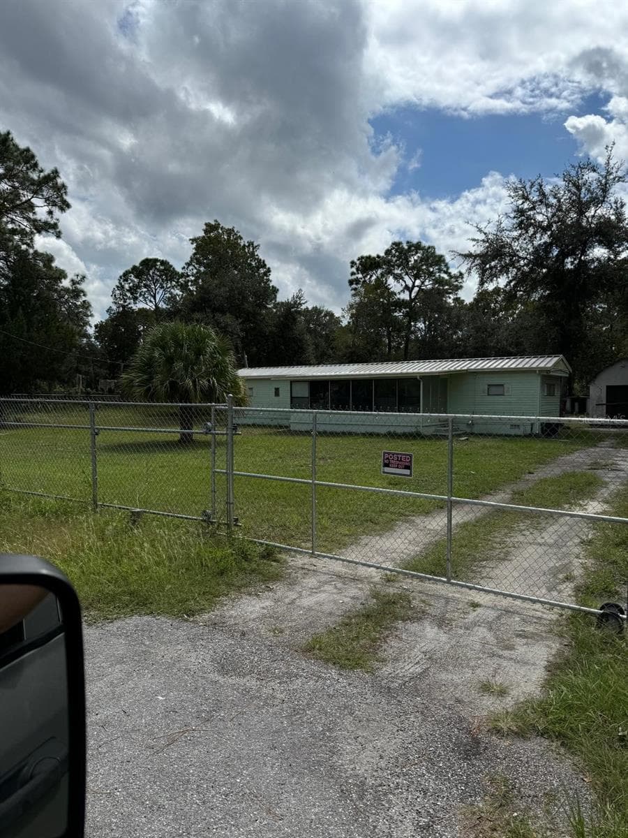 6300 LINDEN DRIVE — photo 1 of 18