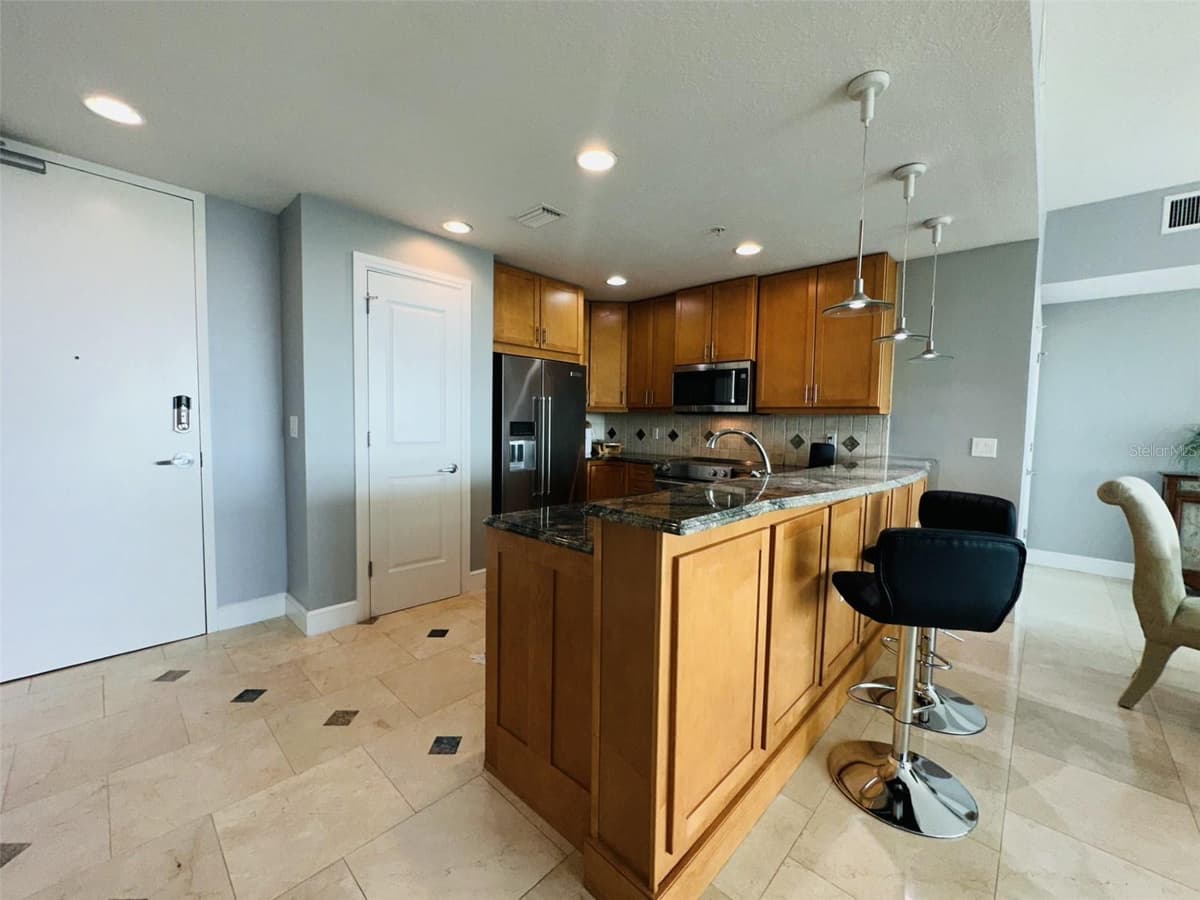 101 EOLA DRIVE — photo 32 of 88
