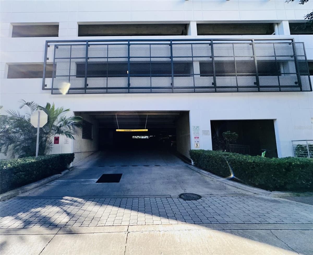 101 EOLA DRIVE — photo 87 of 88