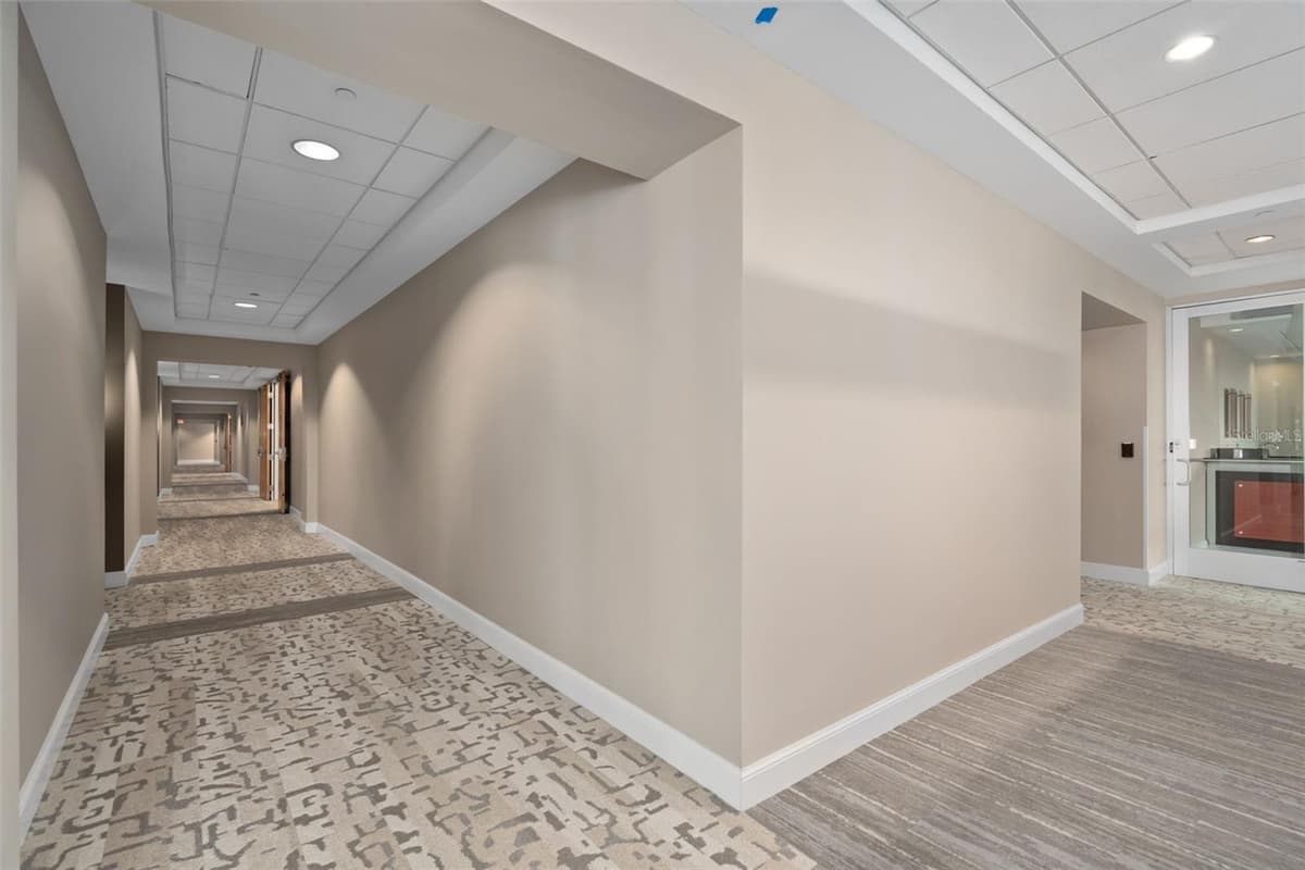 101 EOLA DRIVE — photo 47 of 88