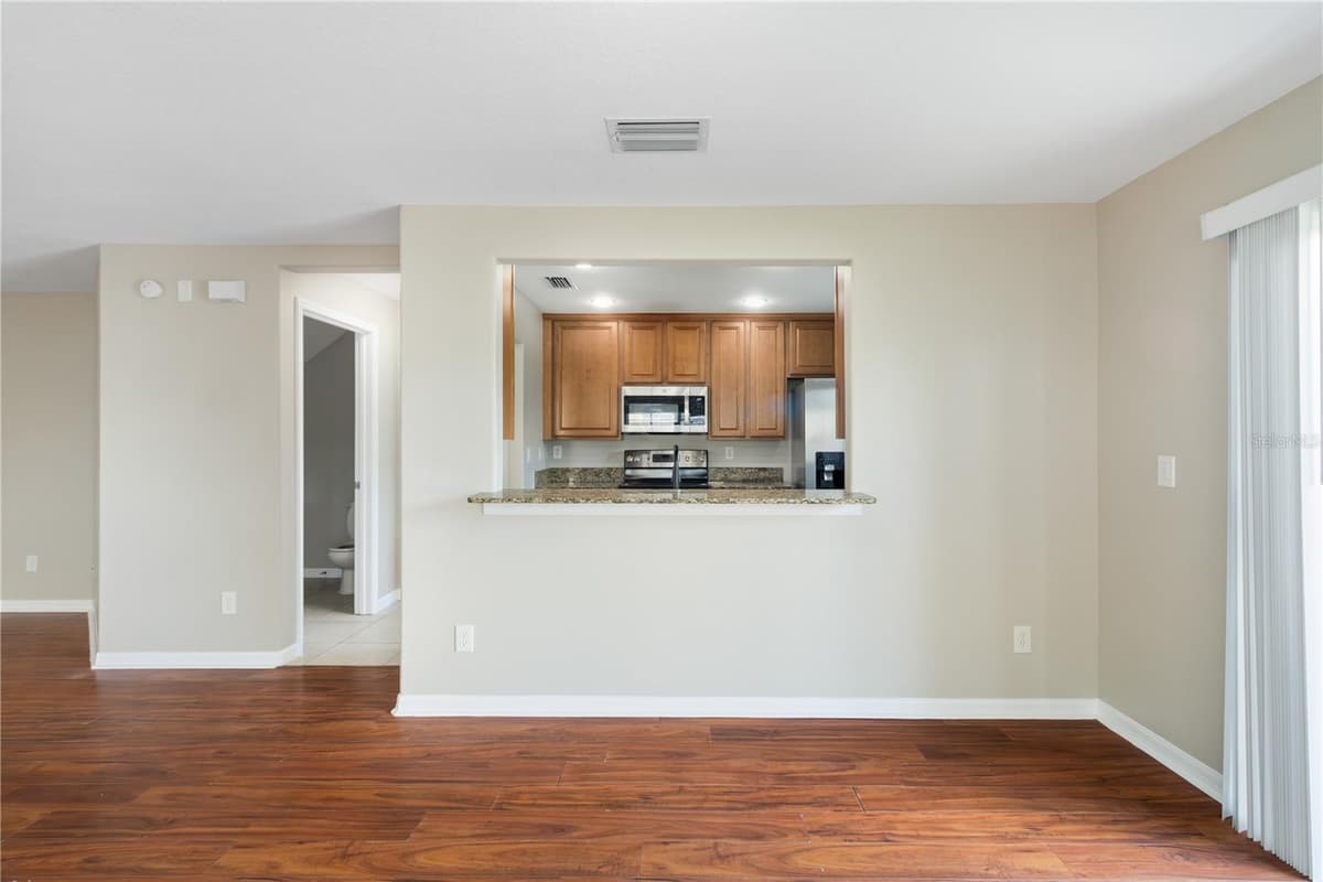 10932 BRICKSIDE COURT — photo 10 of 37