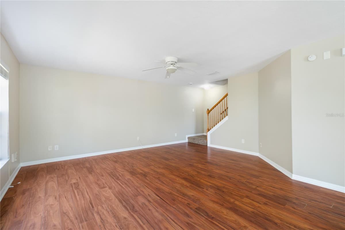 10932 BRICKSIDE COURT — photo 5 of 37