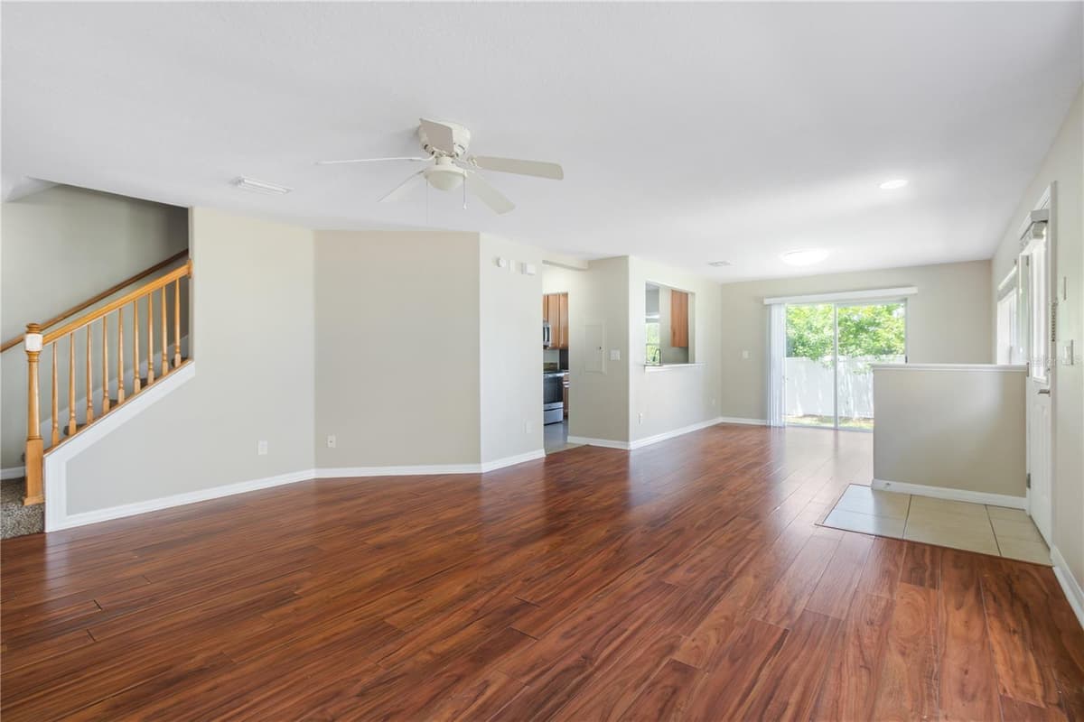 10932 BRICKSIDE COURT — photo 7 of 37