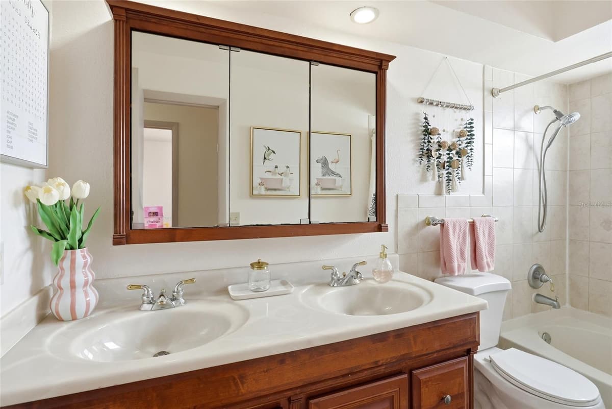 4 CARRIAGE HILL CIRCLE — photo 35 of 66