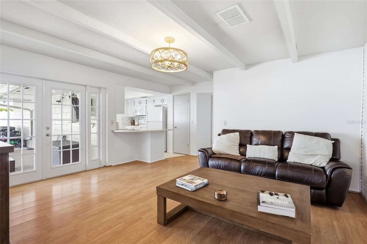 4 CARRIAGE HILL CIRCLE — photo 29 of 66