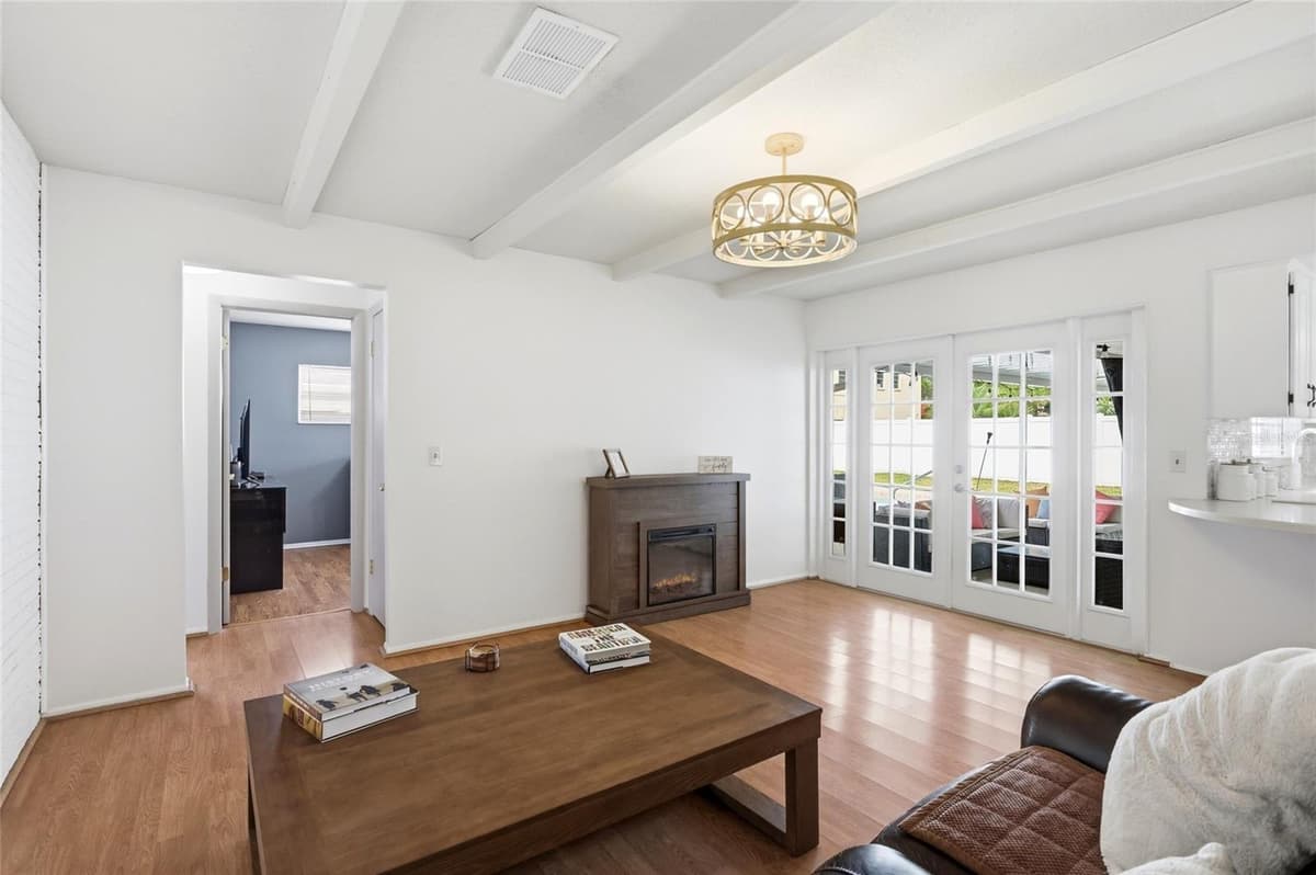 4 CARRIAGE HILL CIRCLE — photo 37 of 66
