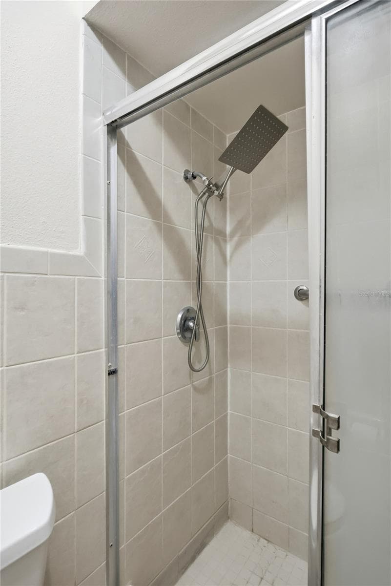 4 CARRIAGE HILL CIRCLE — photo 19 of 66