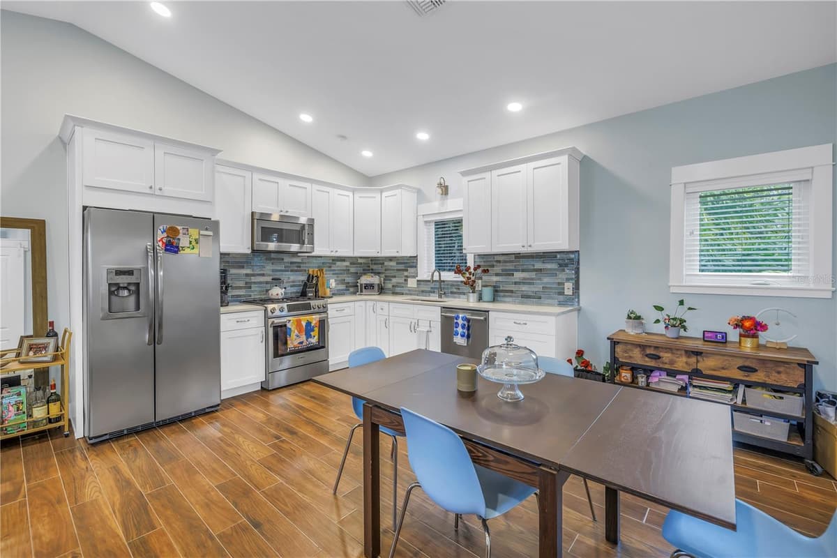 436 12TH AVENUE — photo 33 of 53