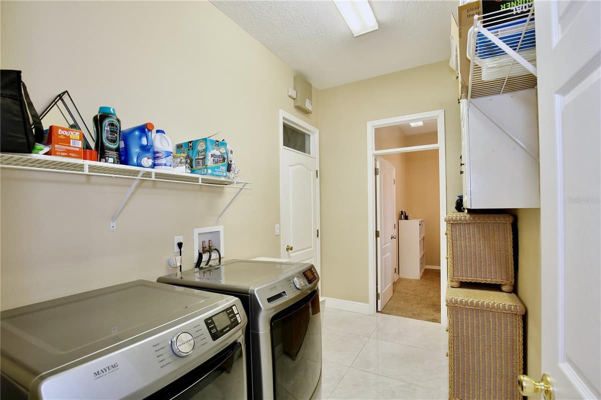 9374 WICKHAM WAY — photo 34 of 58