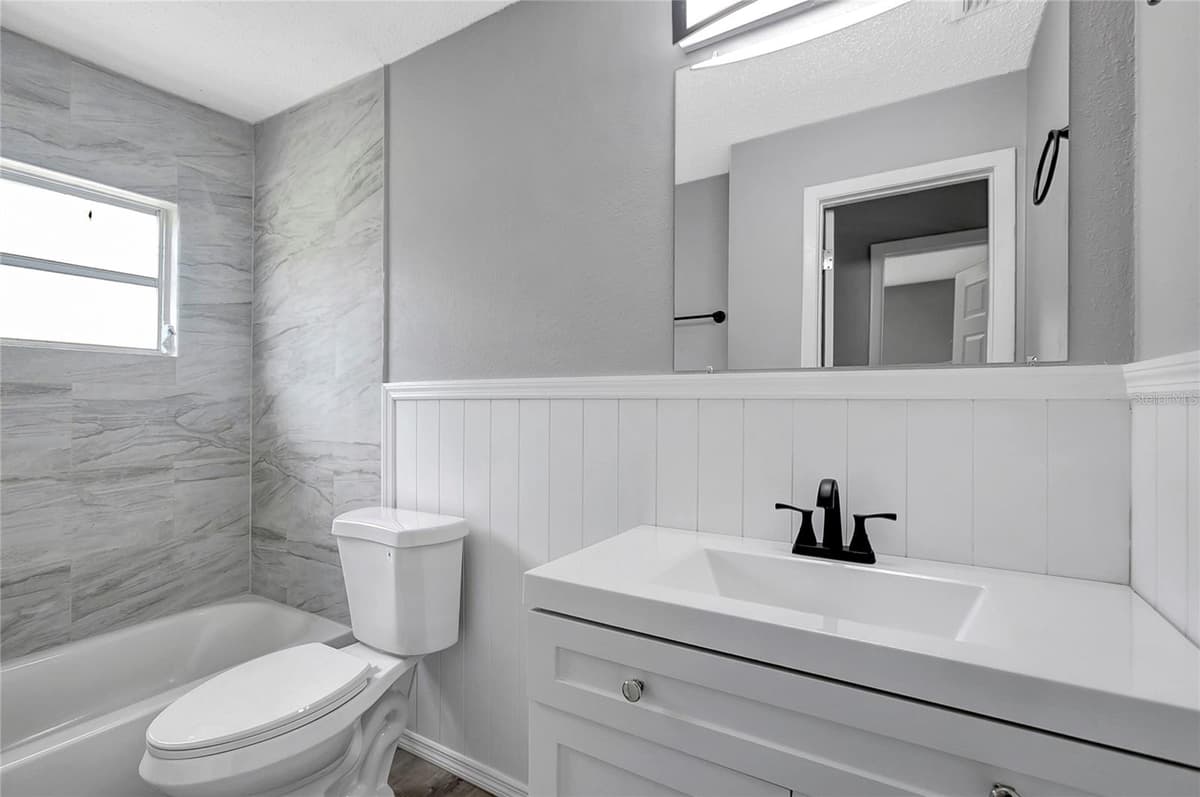 1615 SITKA STREET — photo 26 of 32