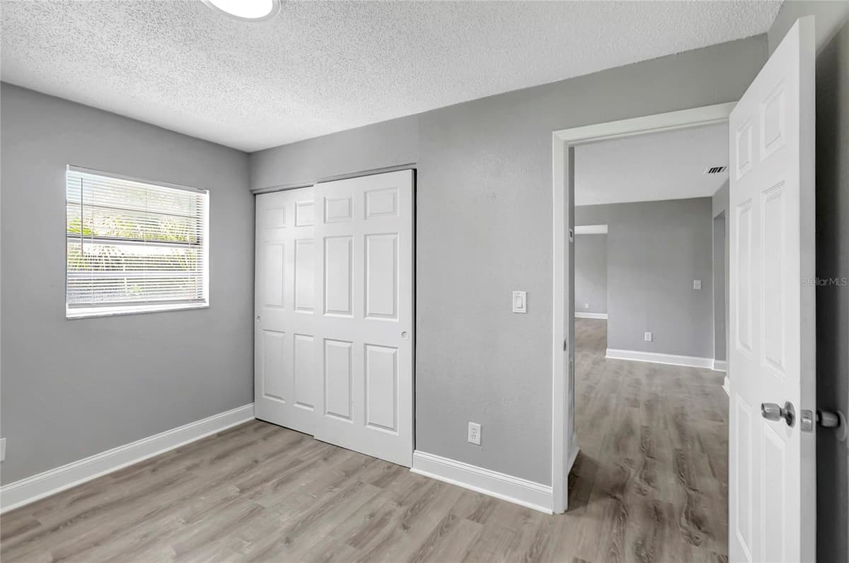 1615 SITKA STREET — photo 21 of 32