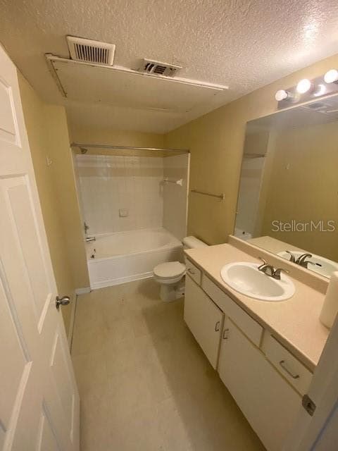 2010 PALM AVENUE — photo 2 of 27