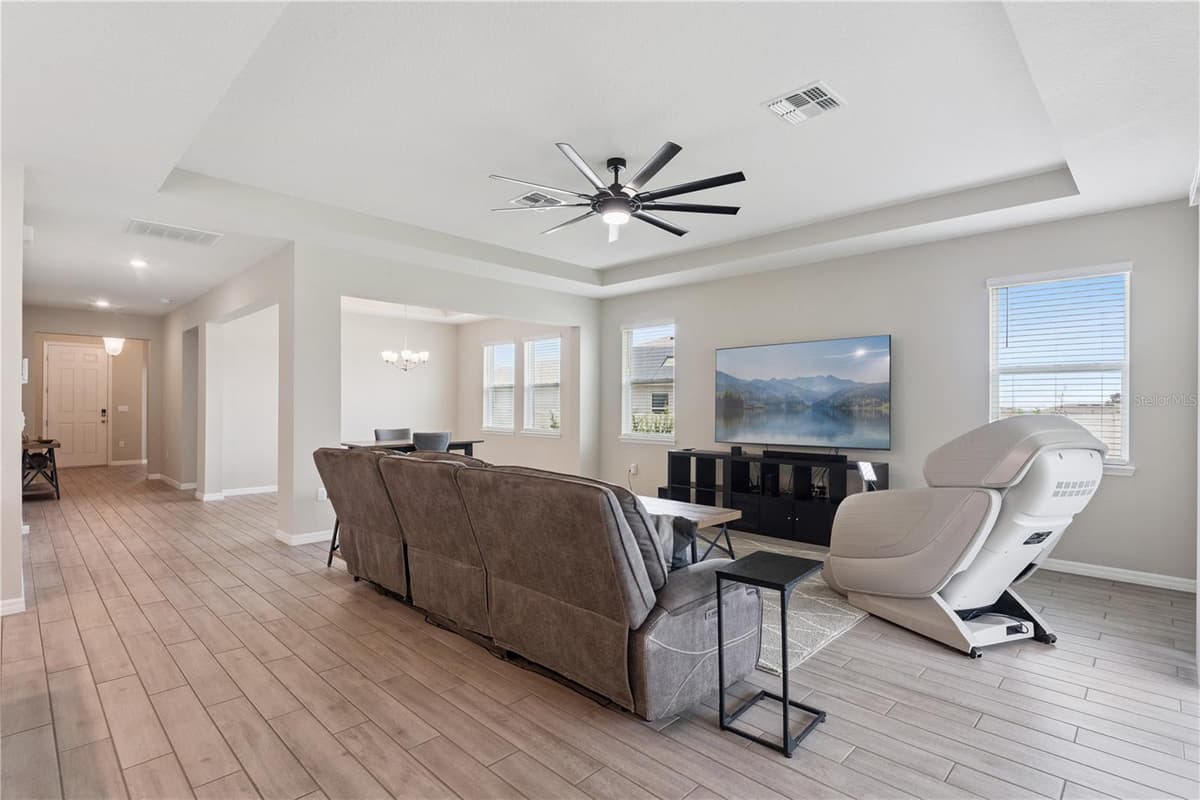 17954 HITHER HILLS CIRCLE — photo 17 of 34