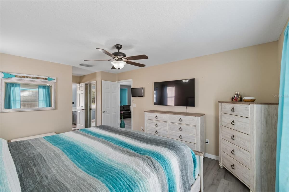 717 LA COSTA STREET — photo 15 of 46