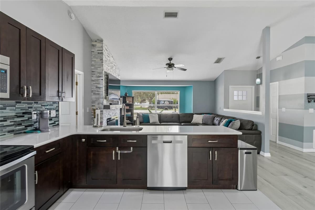 717 LA COSTA STREET — photo 9 of 46