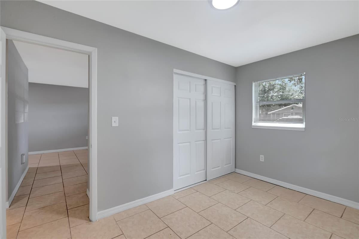 10315 9TH STREET — photo 14 of 35