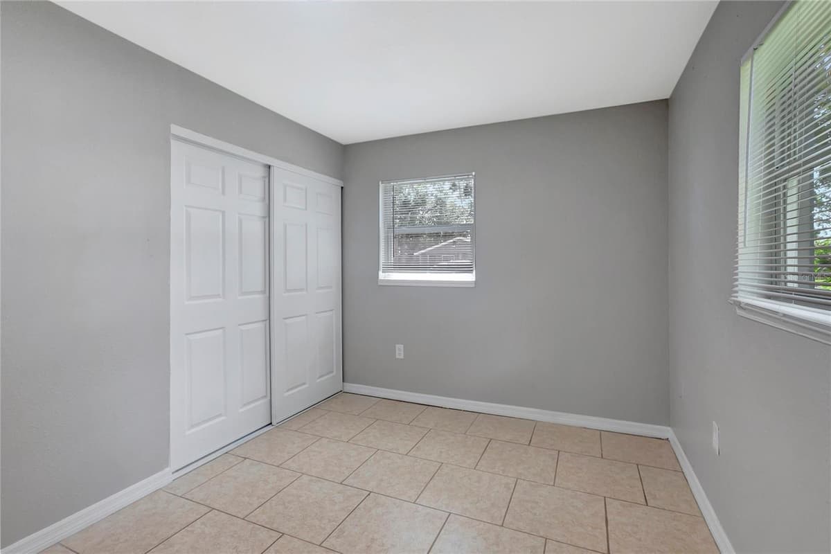 10315 9TH STREET — photo 15 of 35