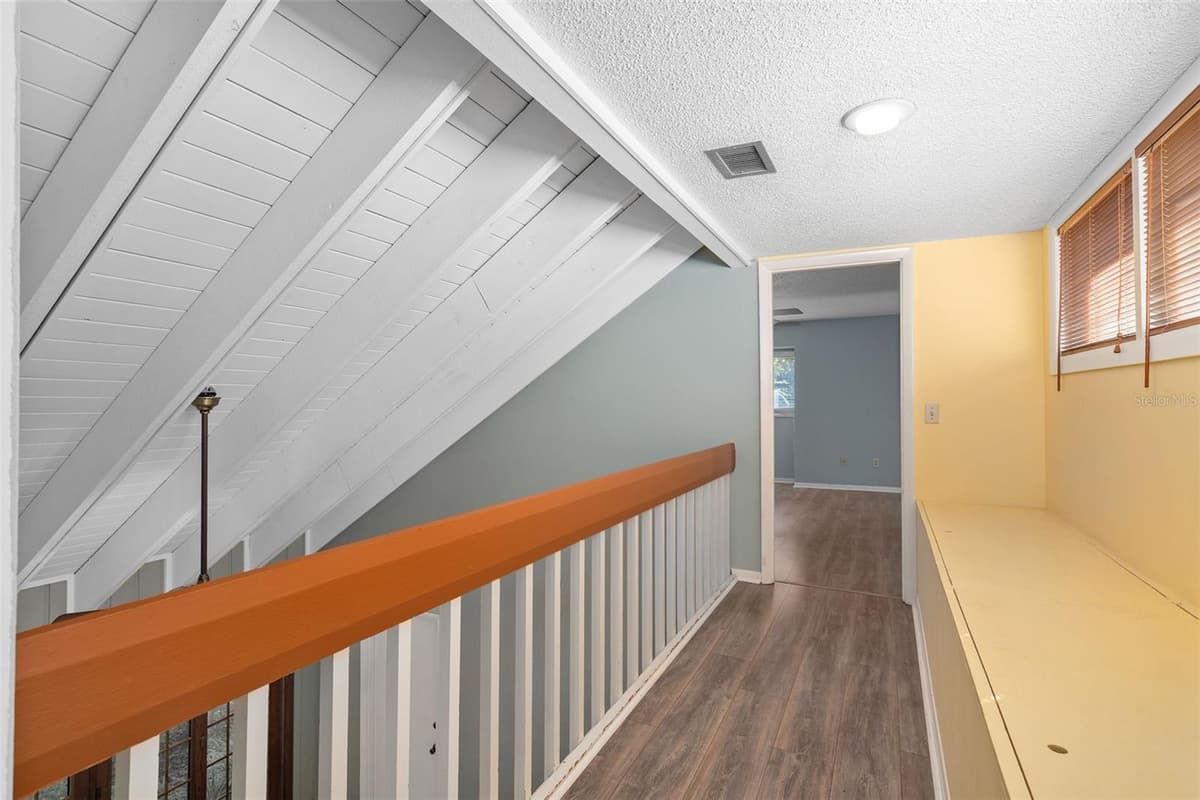 114 HIDDEN OAK DRIVE — photo 15 of 40