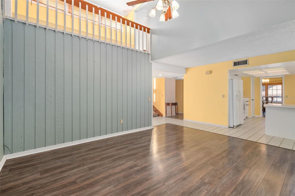 114 HIDDEN OAK DRIVE — photo 5 of 40