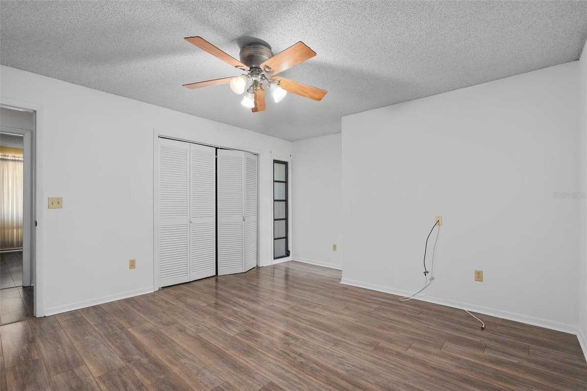 114 HIDDEN OAK DRIVE — photo 22 of 40