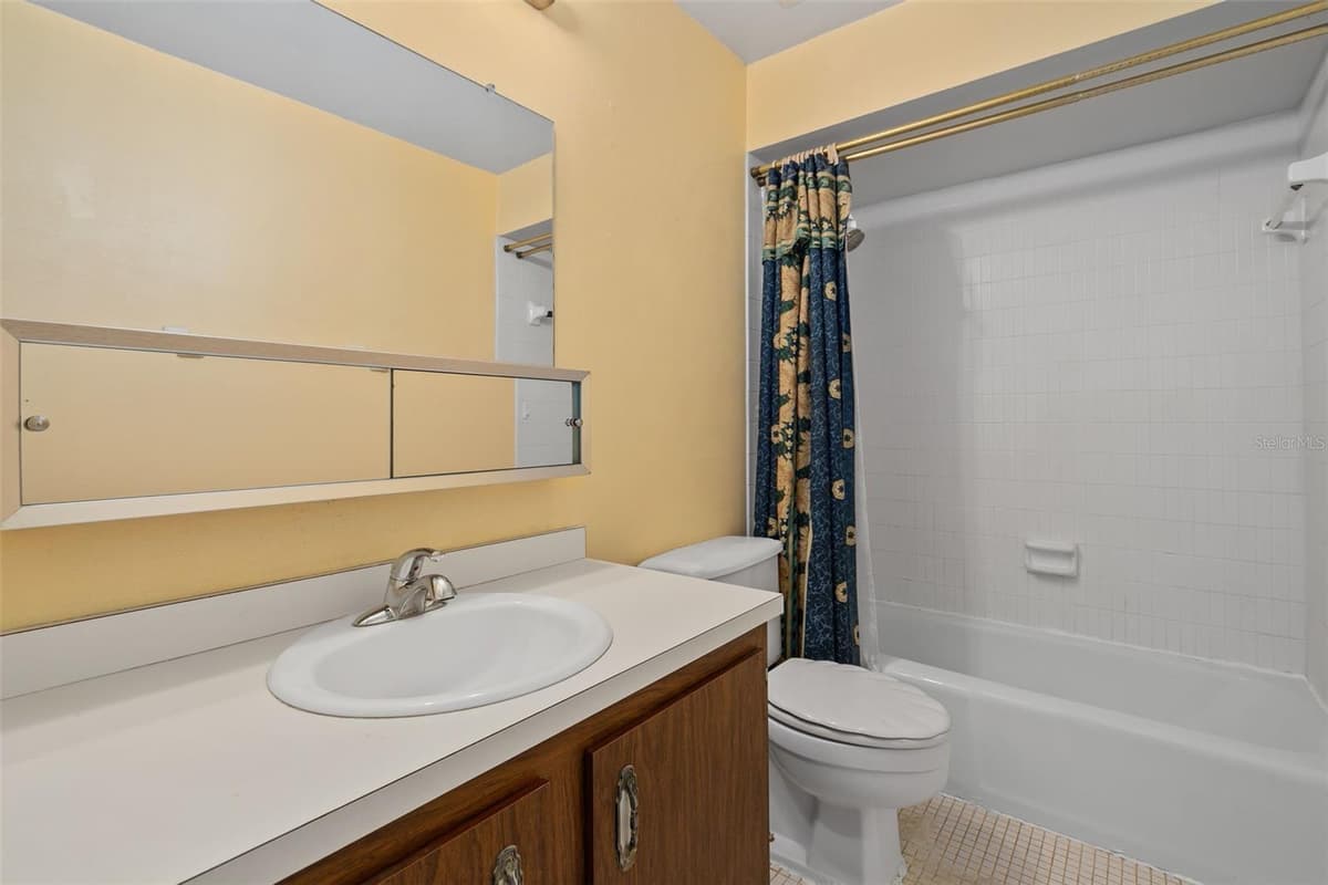 114 HIDDEN OAK DRIVE — photo 18 of 40