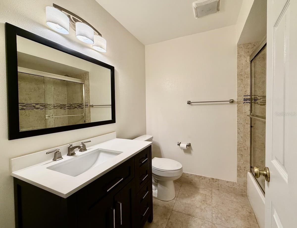 1583 REDWOOD AVENUE — photo 22 of 54