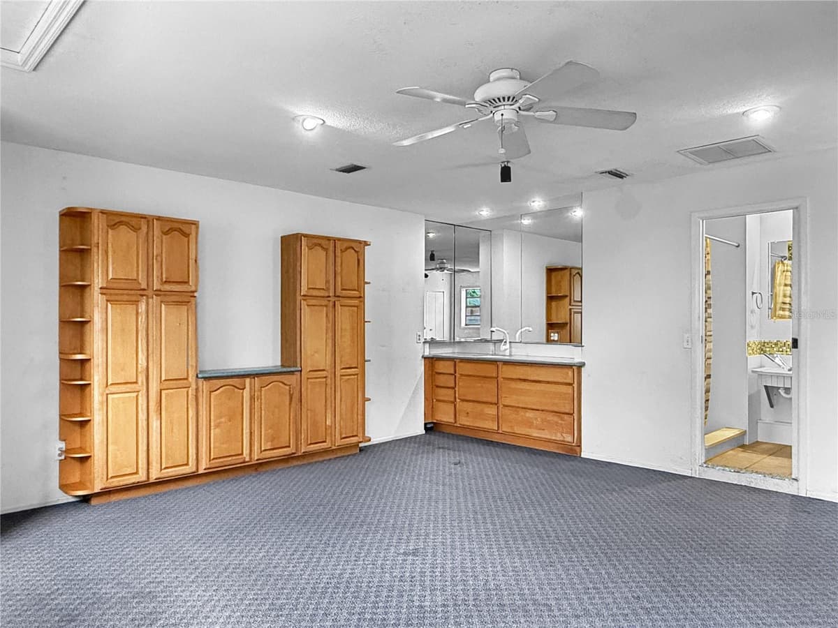 1583 REDWOOD AVENUE — photo 32 of 54