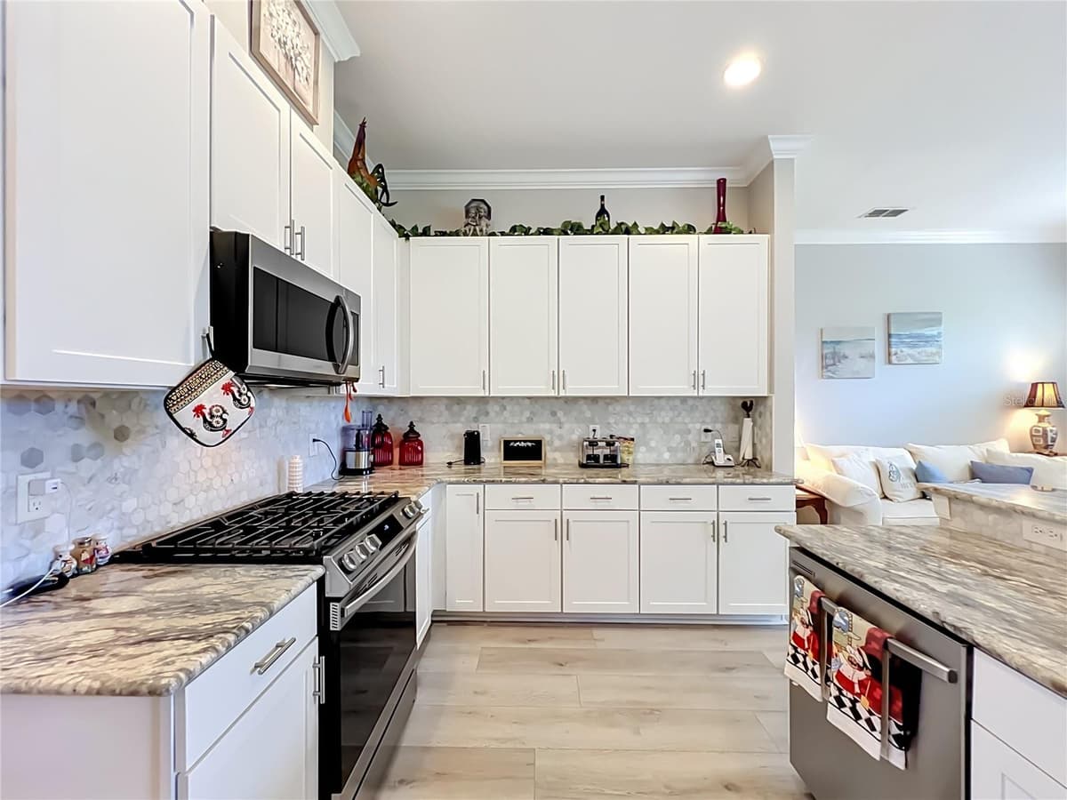 3678 PEACEPIPE WAY — photo 13 of 100