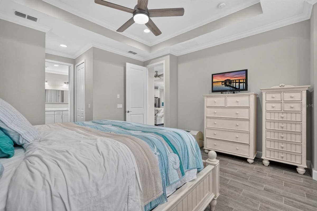 713 LANDSHARK BOULEVARD — photo 28 of 49