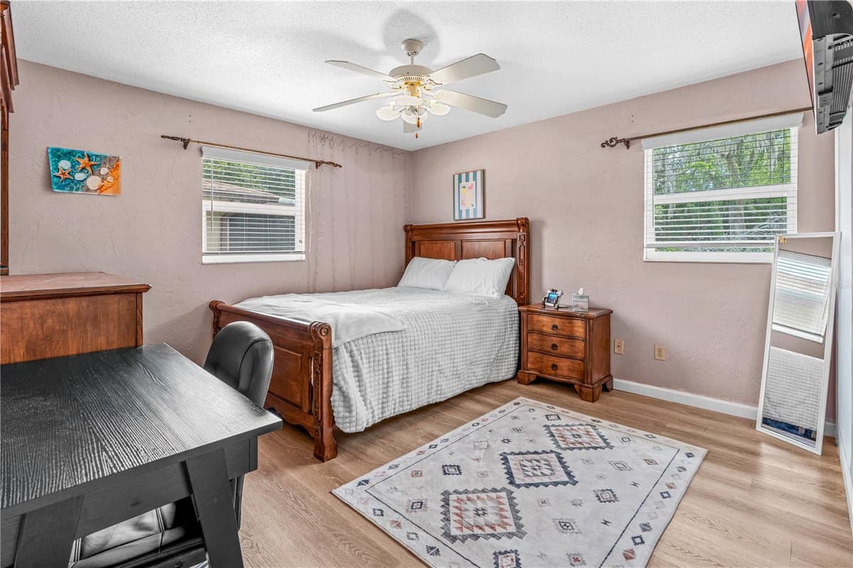 2955 CARRIAGE DRIVE — photo 14 of 34