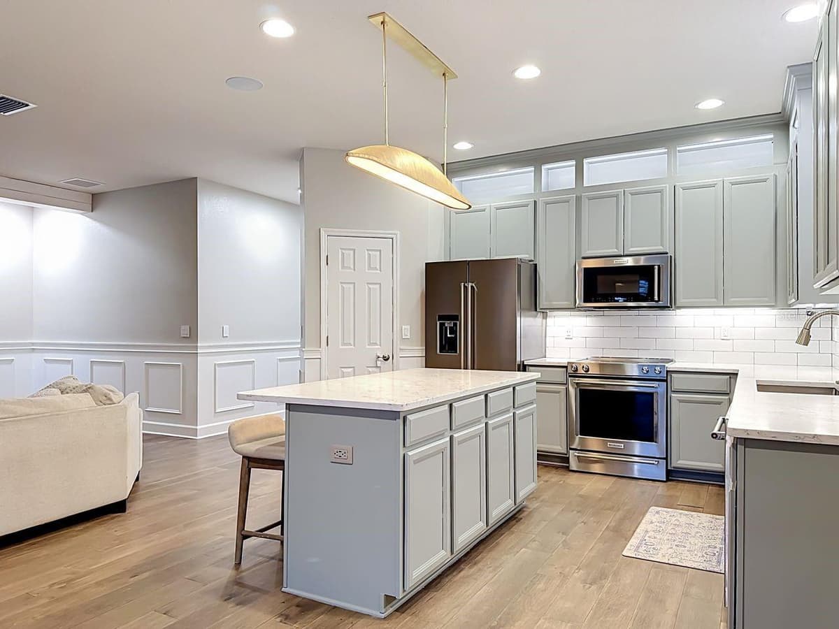 10445 FLAGSTAFF FALLS AVENUE — photo 13 of 28