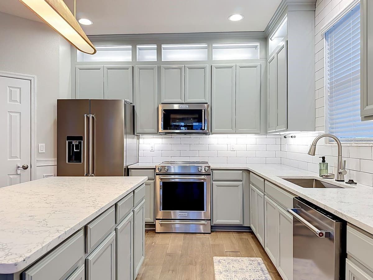 10445 FLAGSTAFF FALLS AVENUE — photo 15 of 28