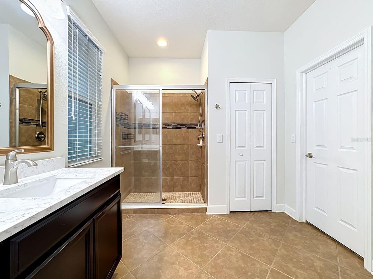 10445 FLAGSTAFF FALLS AVENUE — photo 22 of 28