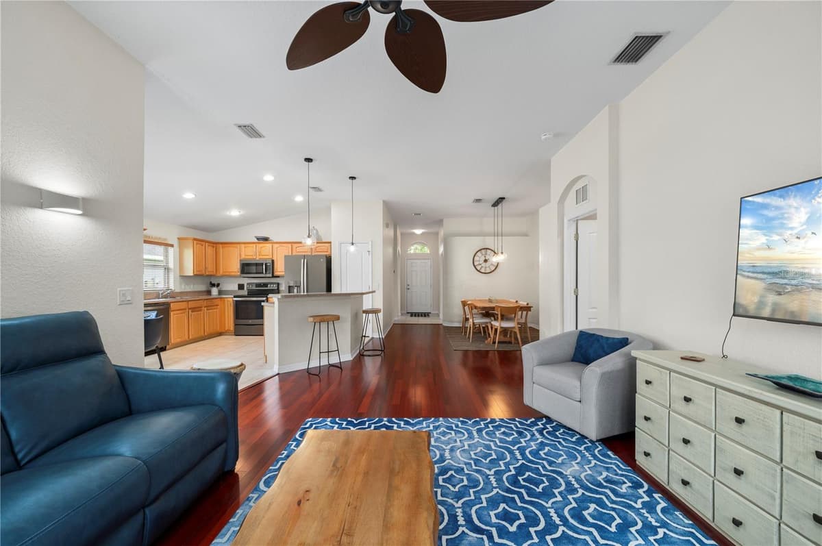1611 SCARLETT AVENUE — photo 17 of 58