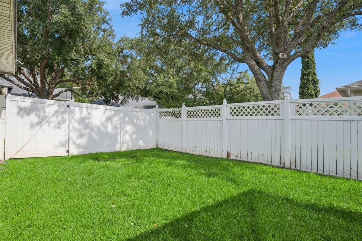 9615 SWEETLEAF STREET — photo 25 of 26
